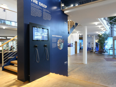 Ausstellung im MPI-Foyer Ausstellung im MPI-Foyer