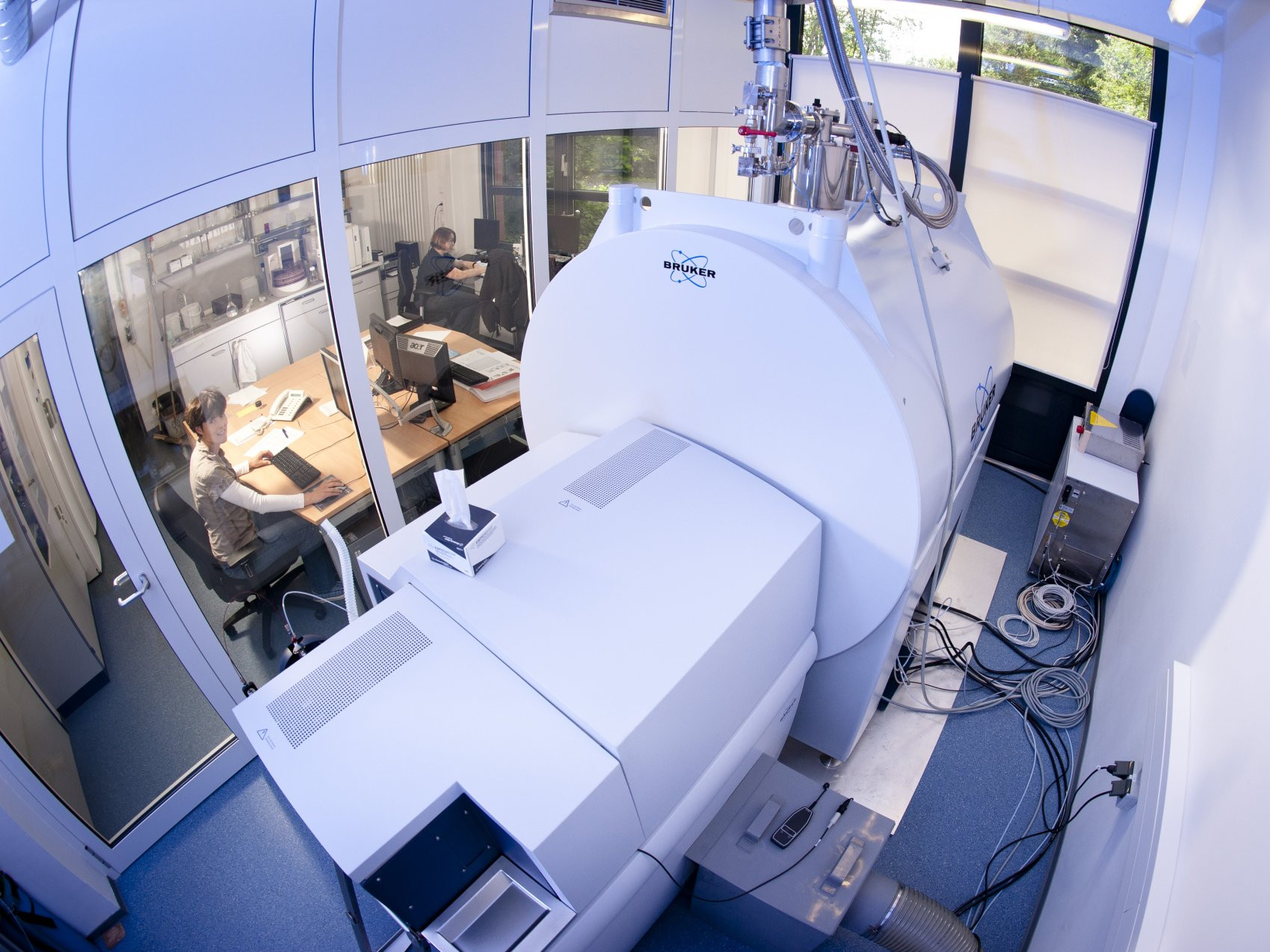 Fourier transform ion cyclotron resonance mass spectrometer (©Carl von Ossietzky Universität Oldenburg)