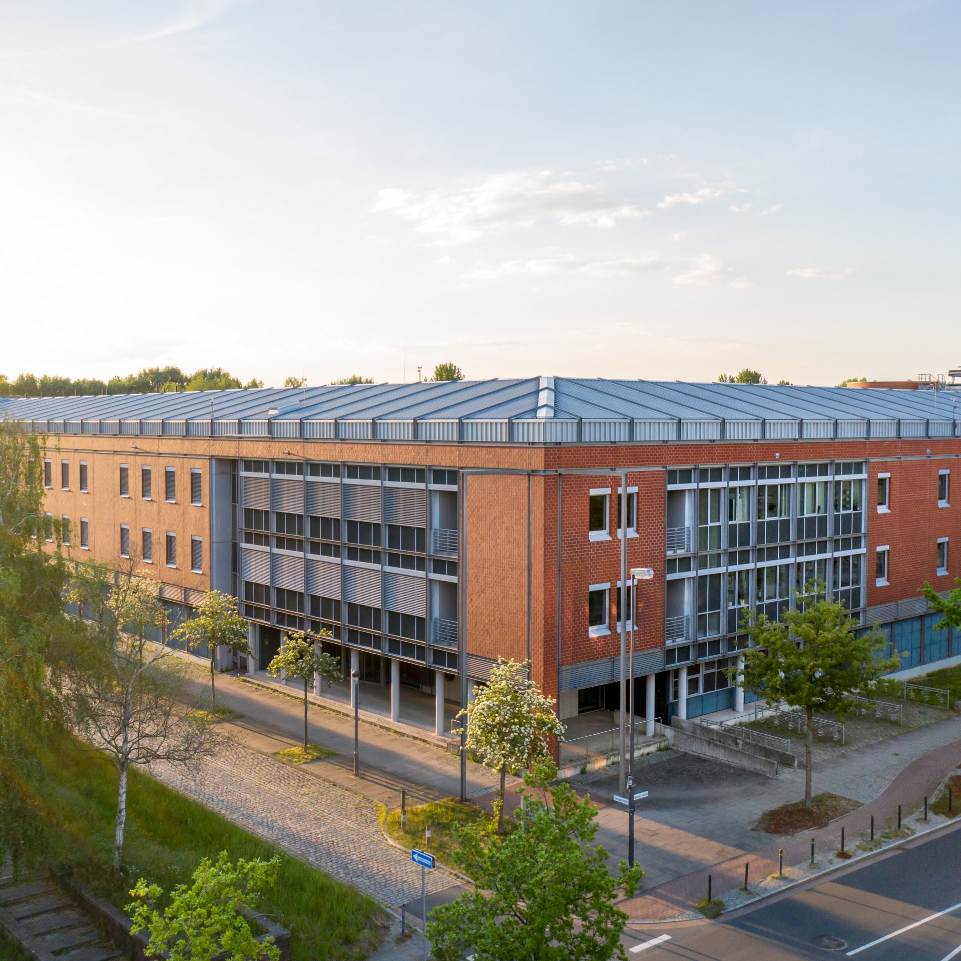 Das ist das MPIMM-Institut in Bremen. (© Max-Planck-Institut für Marine Mikrobiologie / Foto: T. Mittmann)