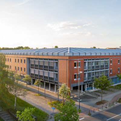 Das ist das MPIMM-Institut in Bremen. (© Max-Planck-Institut für Marine Mikrobiologie / Foto: T. Mittmann)